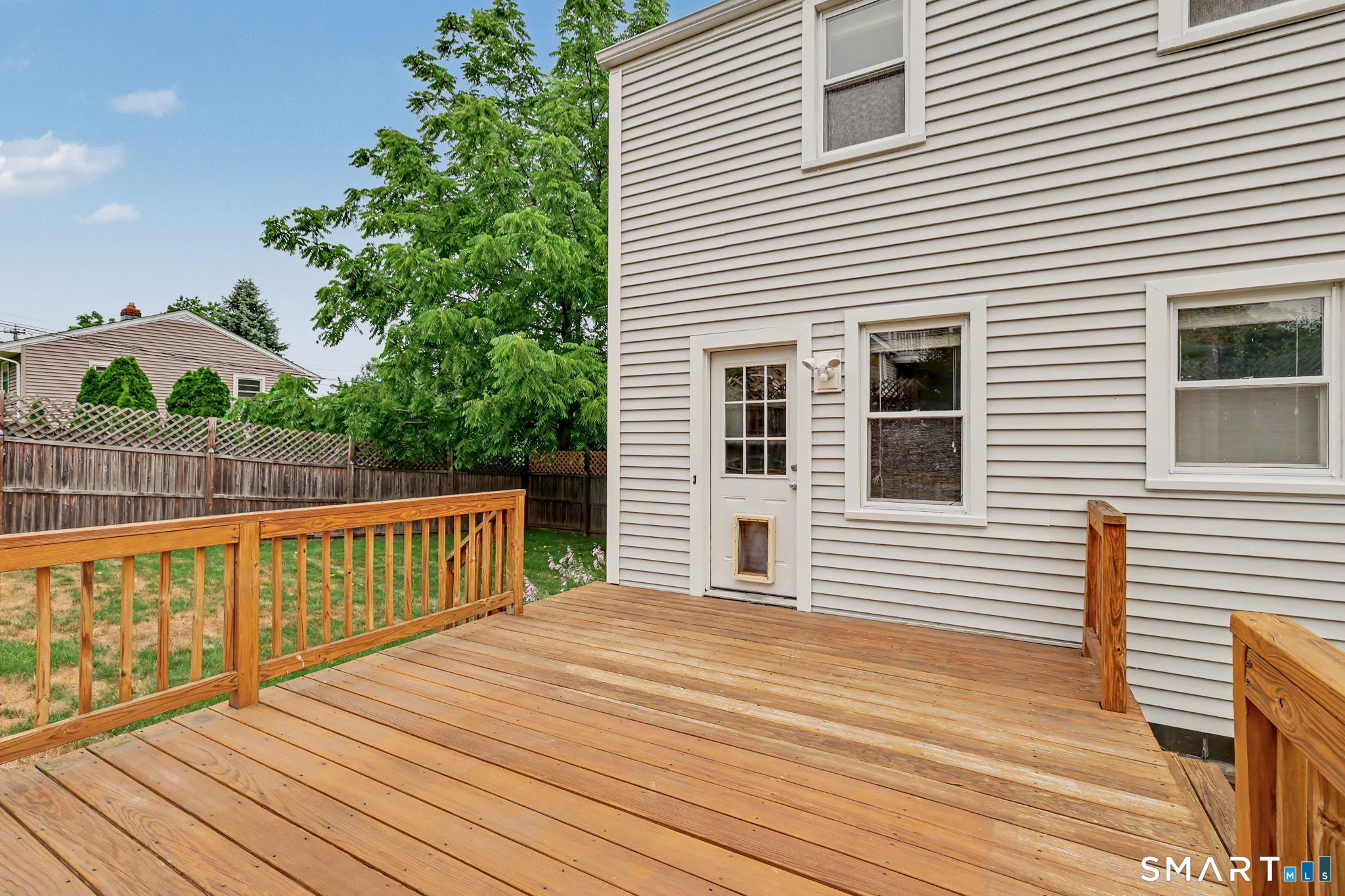 77 Round Hill Road Fairfield CT 06824