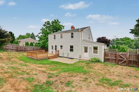 77 Round Hill Road Fairfield CT 06824
