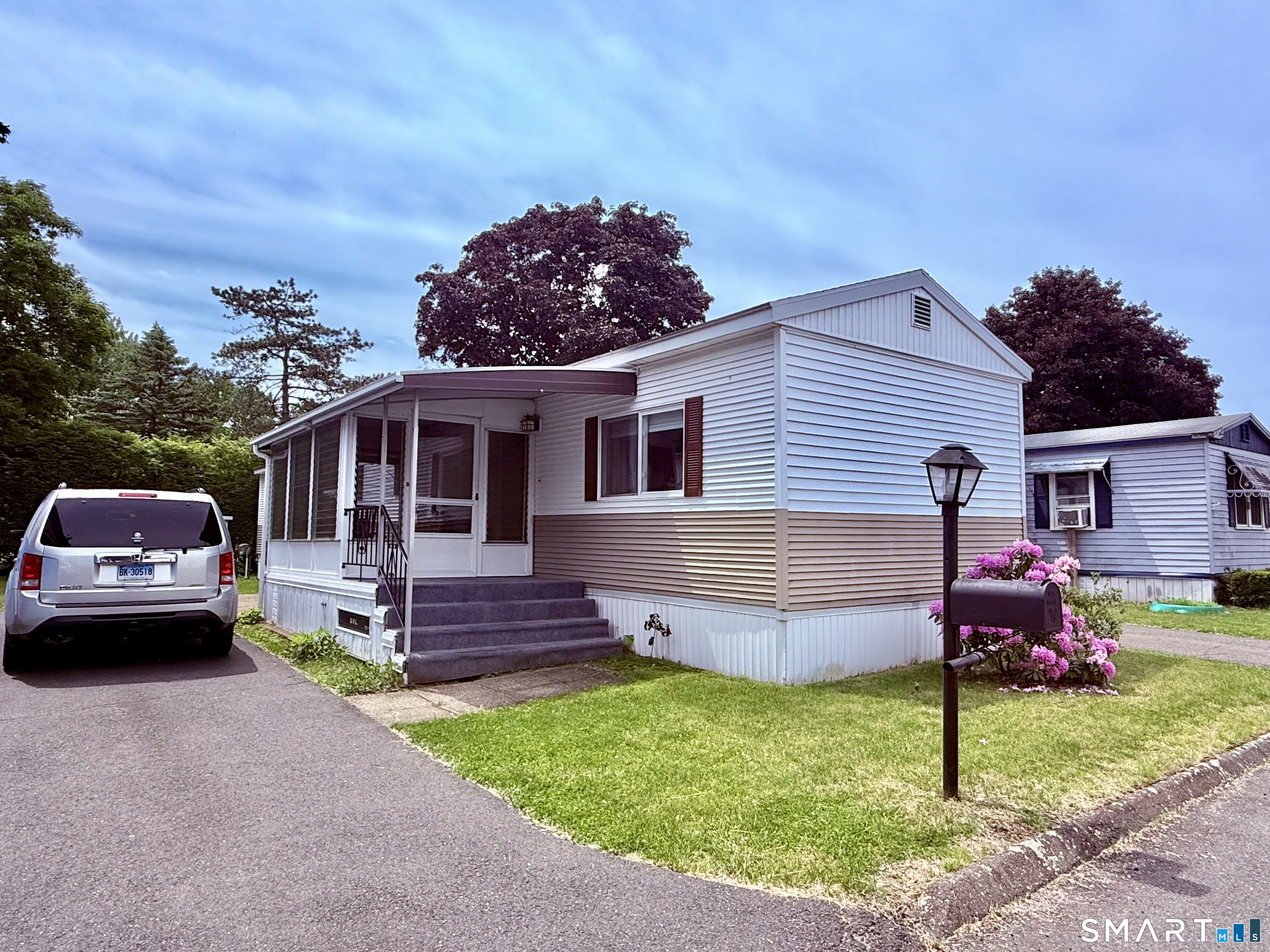 14 Arapaho Drive East Hartford CT 06118