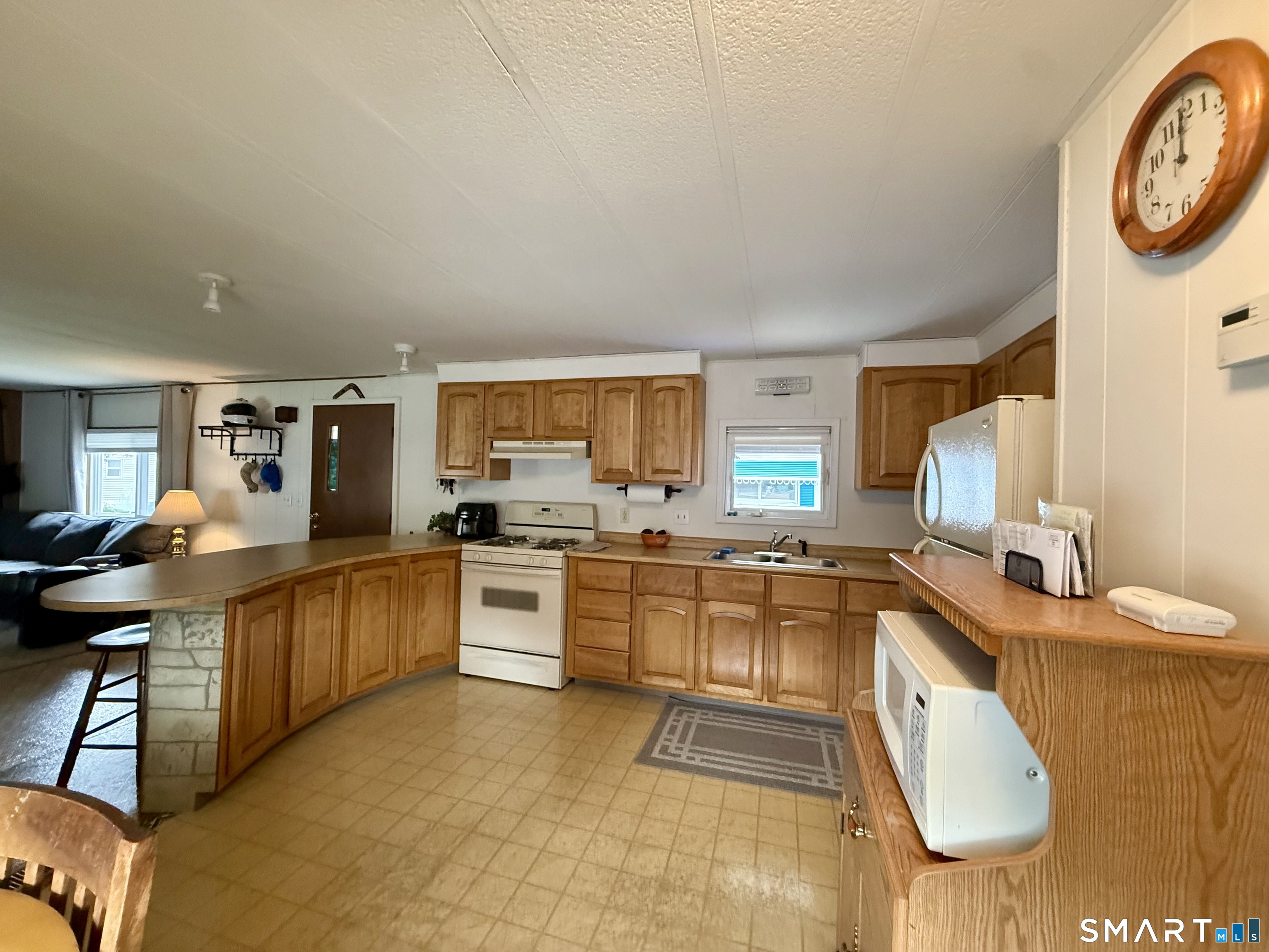14 Arapaho Drive East Hartford CT 06118