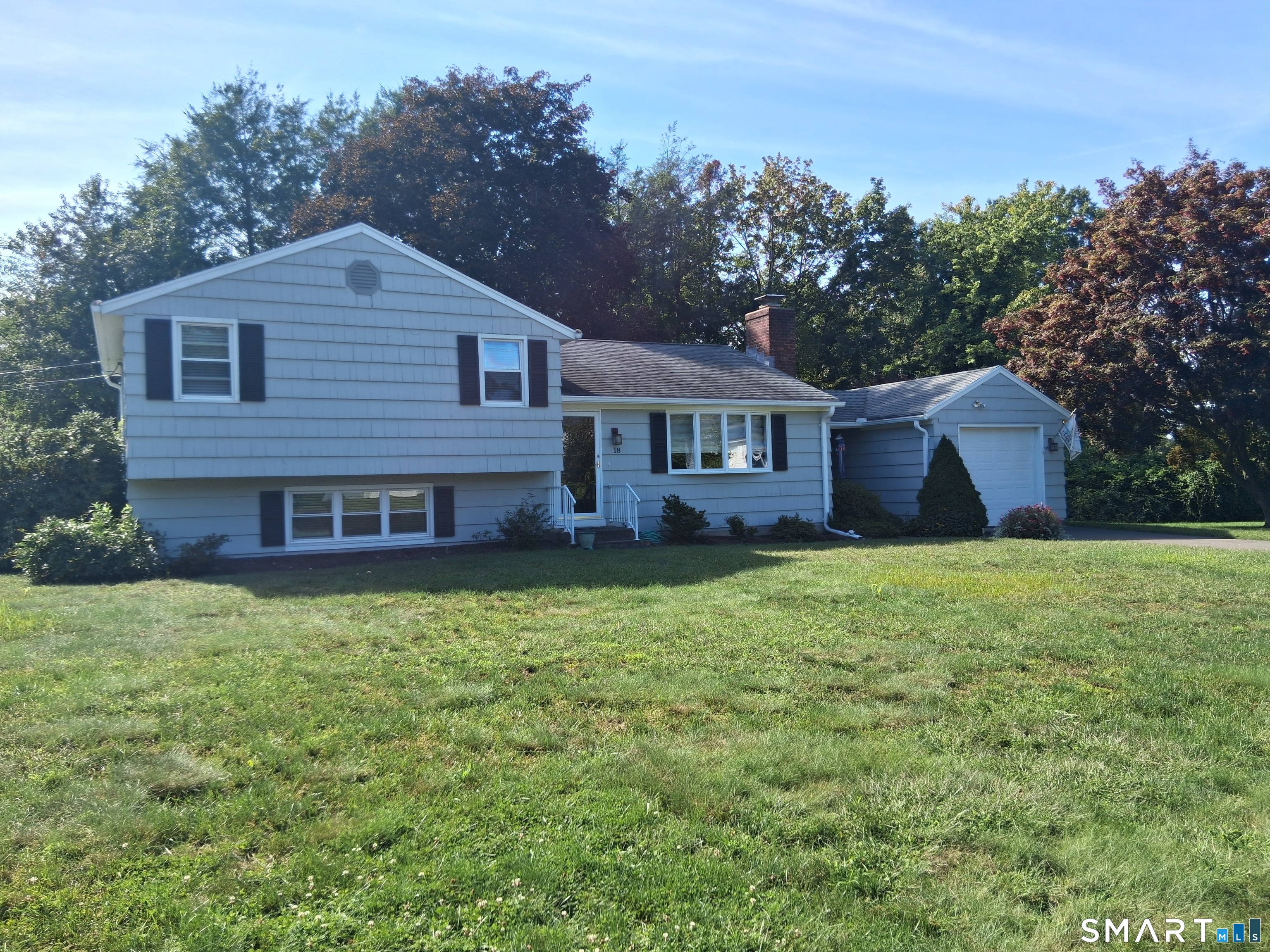 18 Papa Lane North Haven CT 06473