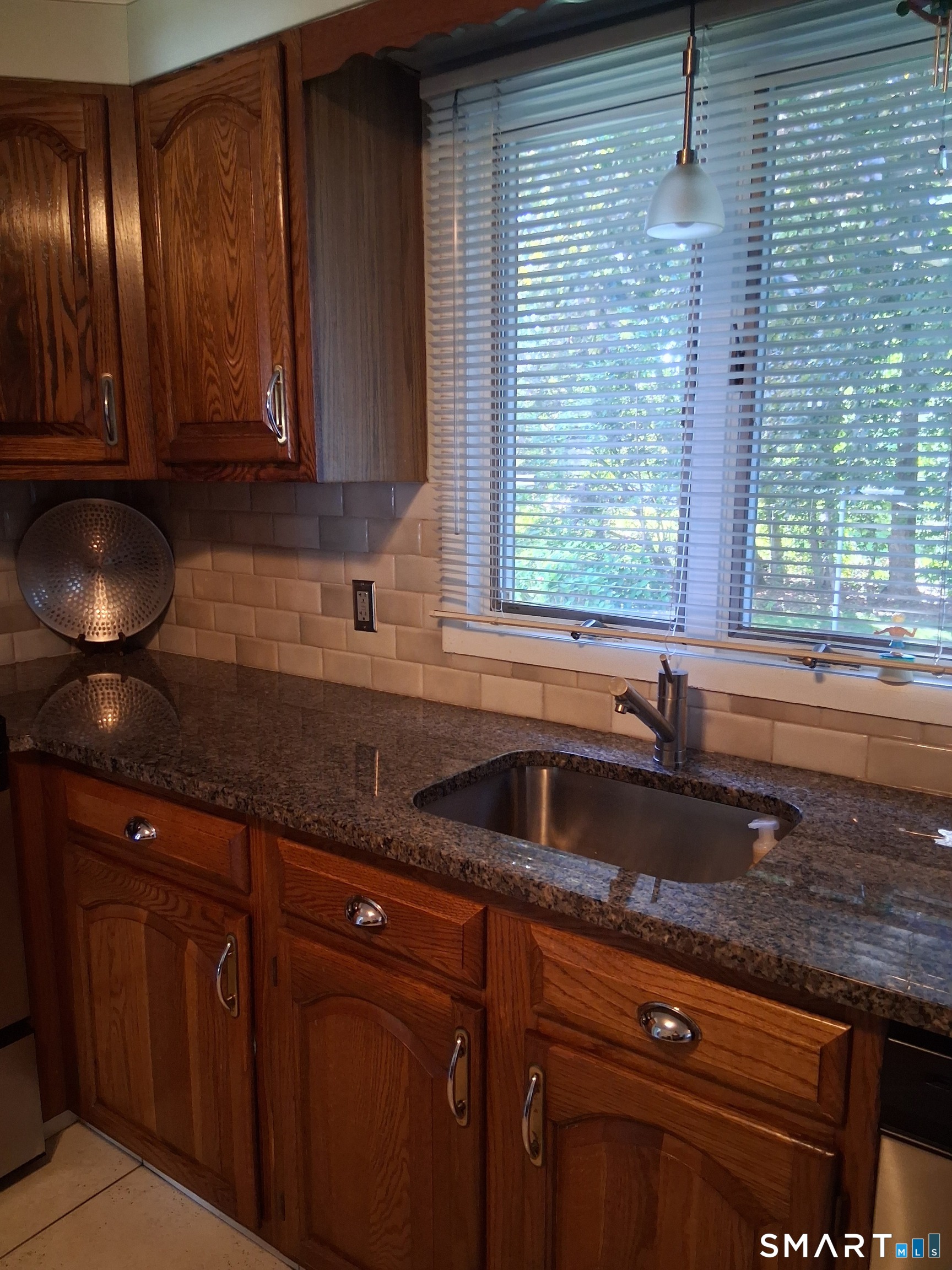 18 Papa Lane North Haven CT 06473