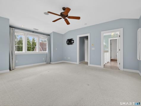 11 Westwood Drive Waterford CT 06385