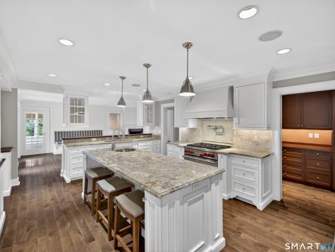 11 Westwood Drive Waterford CT 06385