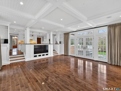 11 Westwood Drive Waterford CT 06385