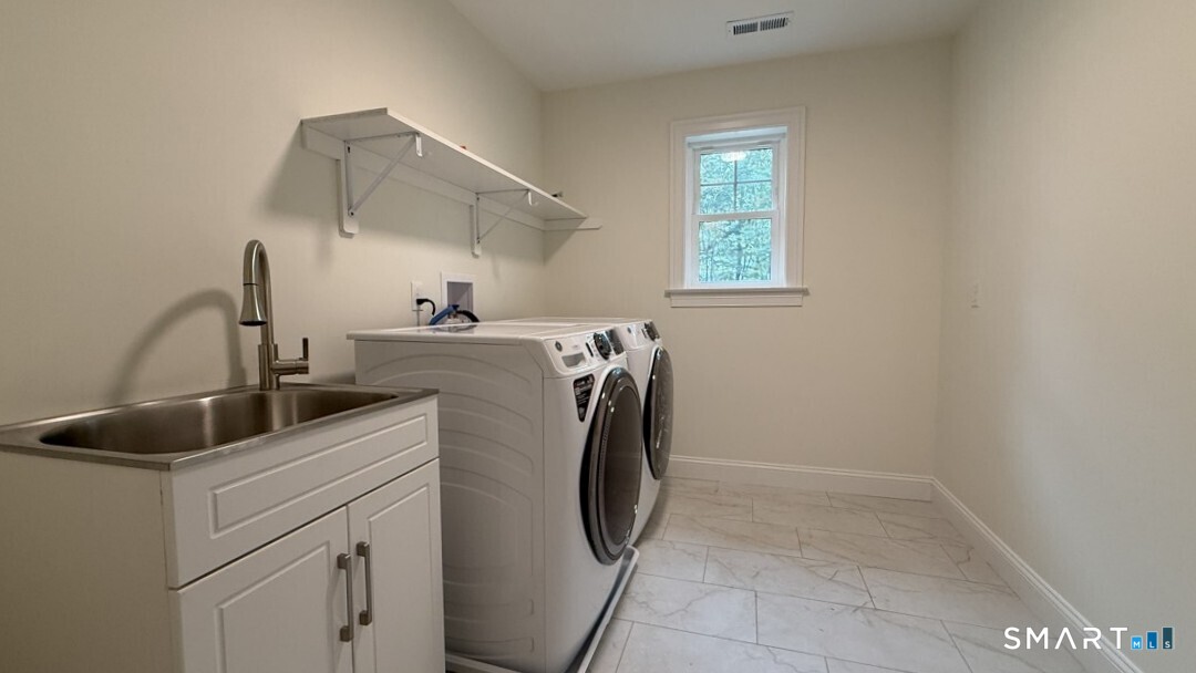 48 Wyllys Farm Road Mansfield CT 06250
