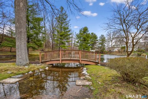 19 Pequot Court Monroe CT 06468