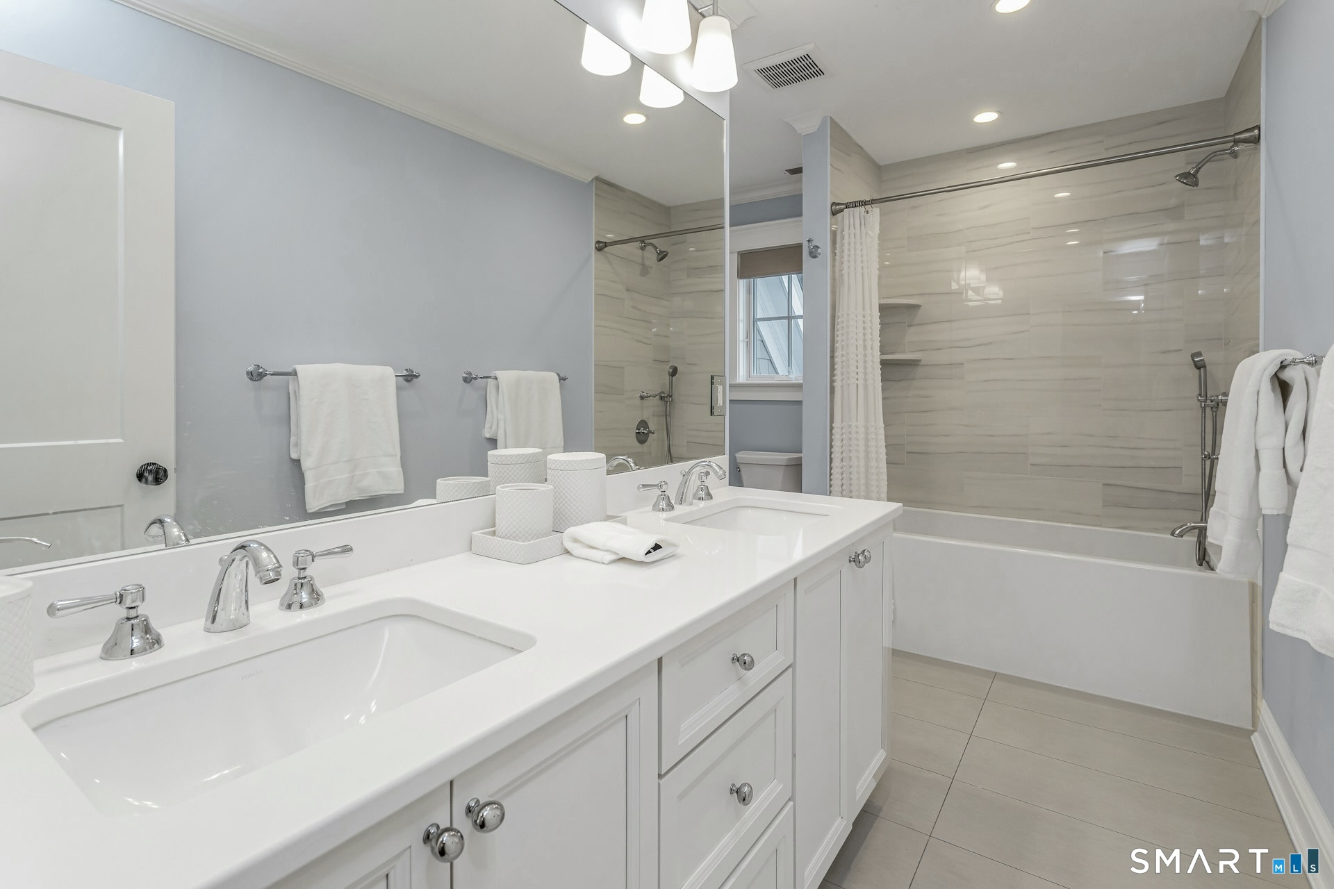 44 Maple Street Darien CT 06820