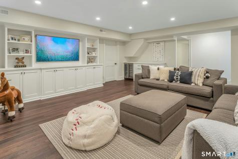 44 Maple Street Darien CT 06820