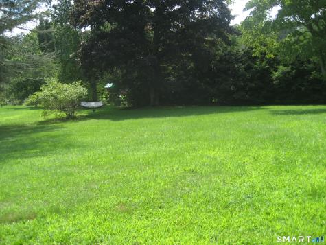 17 Deerbrook Road Norwich CT 06360
