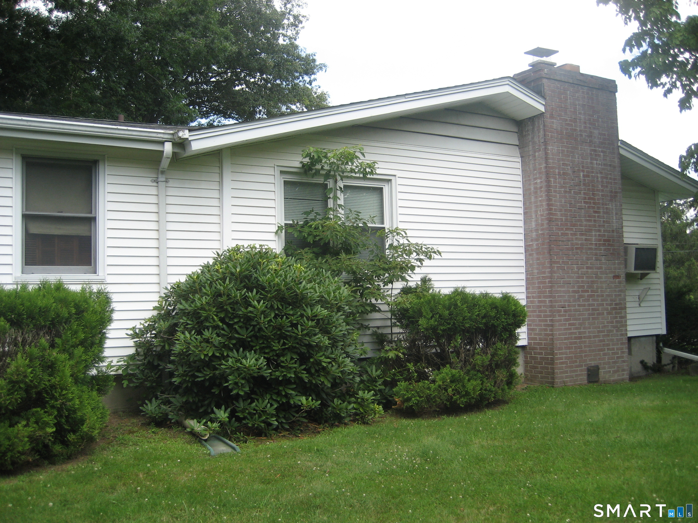 17 Deerbrook Road Norwich CT 06360