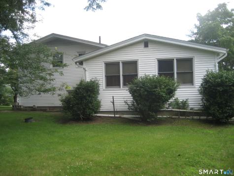 17 Deerbrook Road Norwich CT 06360