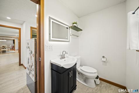 24 Still Lane Enfield CT 06082