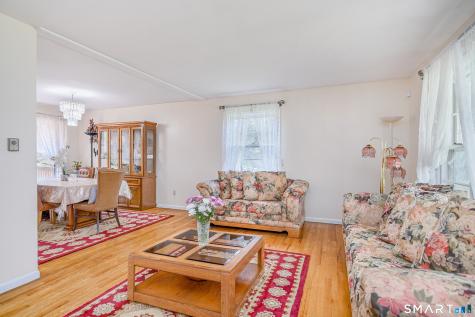 9 Rita Drive New Fairfield CT 06812