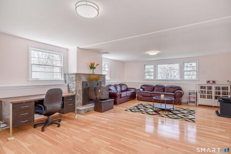 9 Rita Drive New Fairfield CT 06812