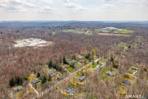 9 Rita Drive New Fairfield CT 06812