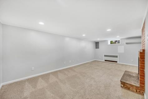 27 Skyline Drive Brookfield CT 06804