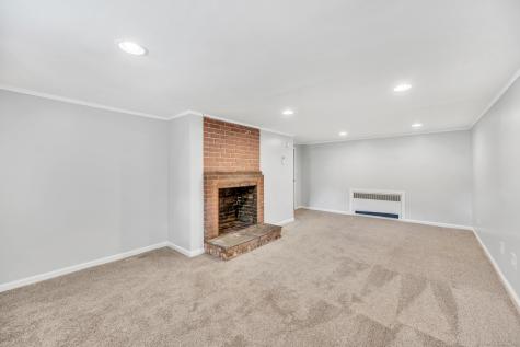27 Skyline Drive Brookfield CT 06804