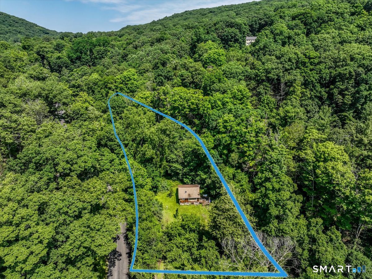 16 Sawyer Hill Road New Milford CT 06776