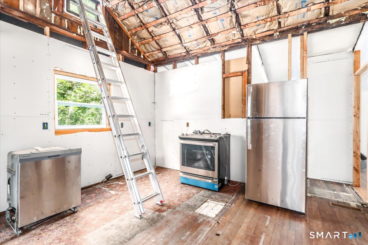 16 Sawyer Hill Road New Milford CT 06776