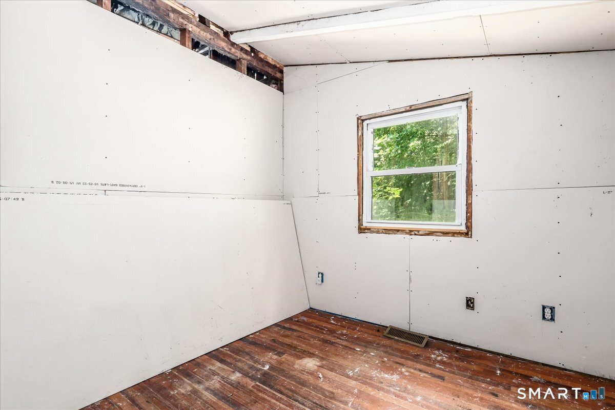 16 Sawyer Hill Road New Milford CT 06776