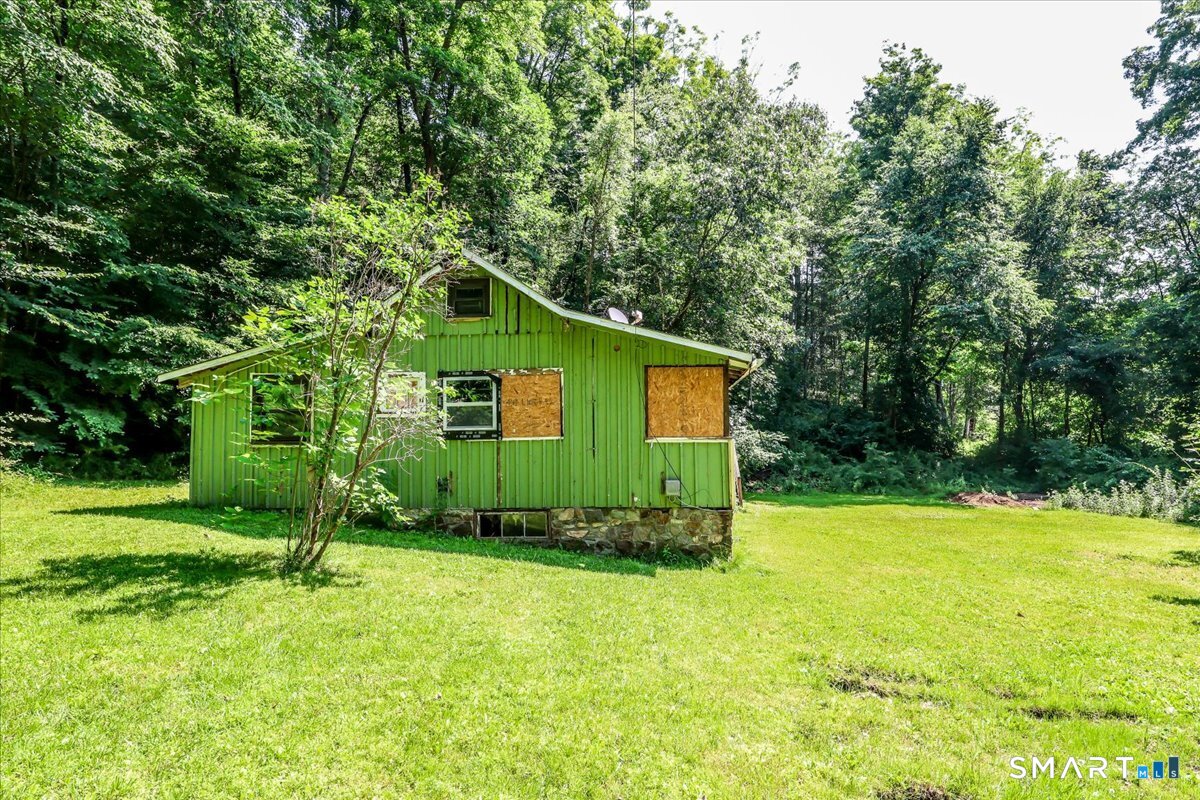 16 Sawyer Hill Road New Milford CT 06776