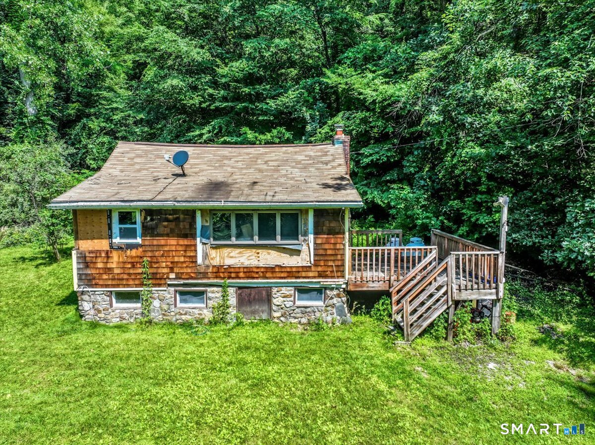 16 Sawyer Hill Road New Milford CT 06776