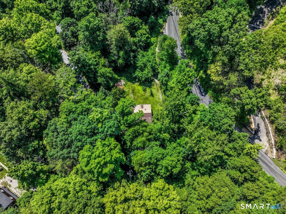 16 Sawyer Hill Road New Milford CT 06776