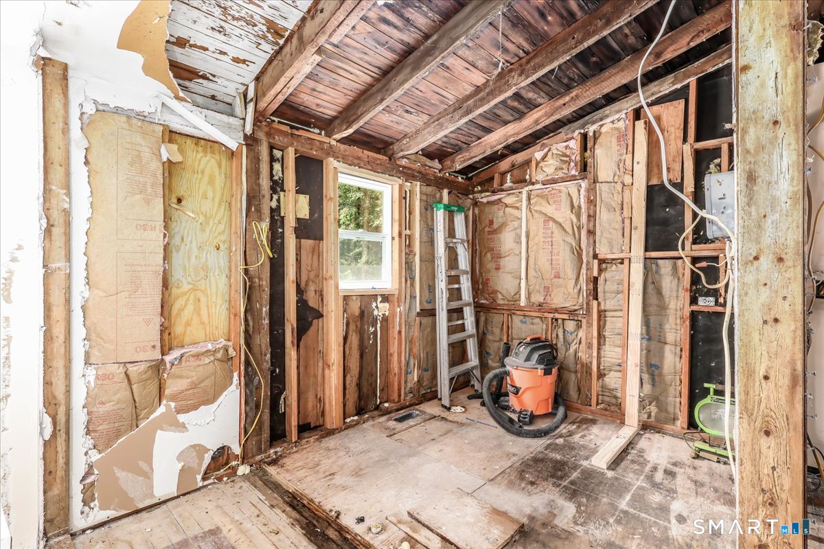 16 Sawyer Hill Road New Milford CT 06776