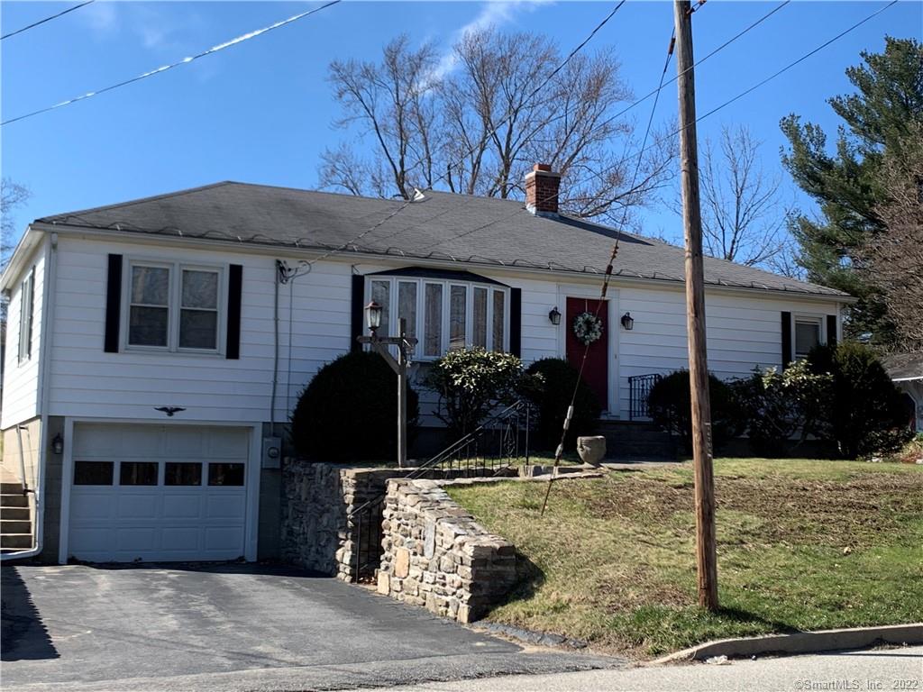 374 Church Street Putnam CT 06260