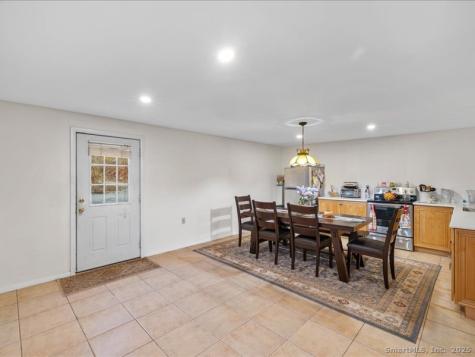 73 Airline Road Clinton CT 06413