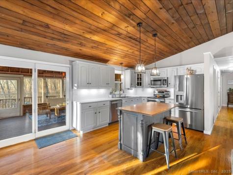 73 Airline Road Clinton CT 06413