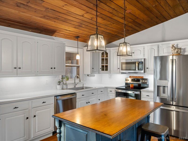 73 Airline Road Clinton CT 06413