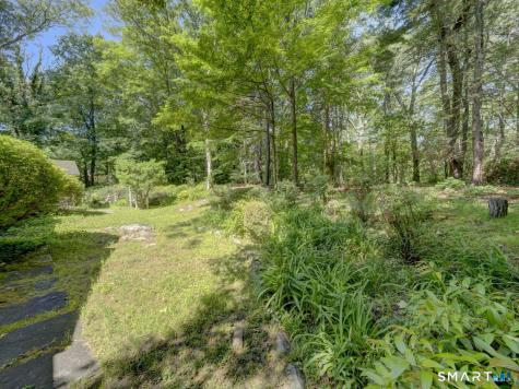 15 Cove Hill Road Essex CT 06426