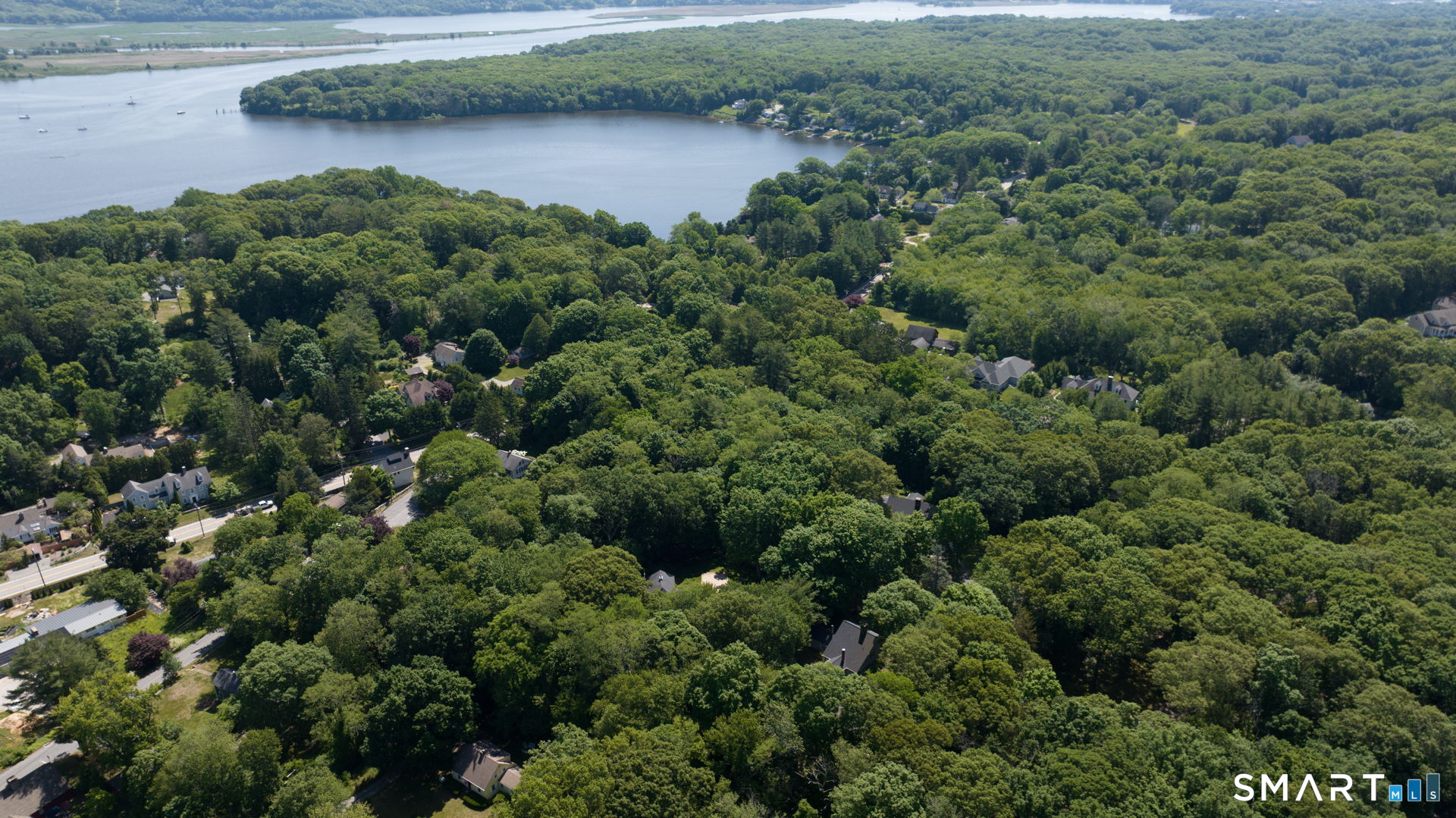 15 Cove Hill Road Essex CT 06426