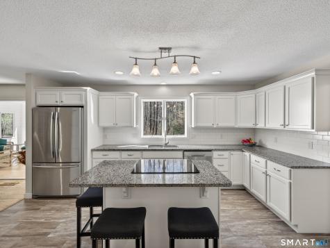 29 Welsch Farms Road Killingworth CT 06419