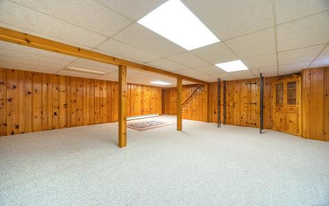 28 Cemetery Road Willington CT 06279