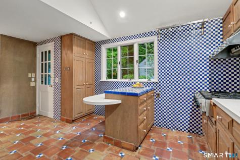 4 Hidden Hill Road Weston CT 06883