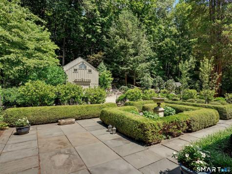 4 Hidden Hill Road Weston CT 06883