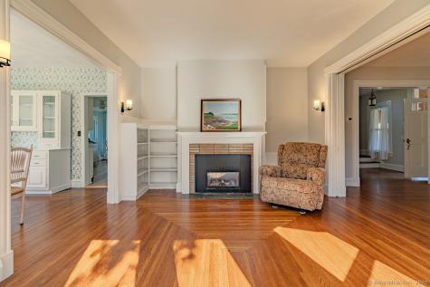 1152 Worthington Ridge Berlin CT 06037