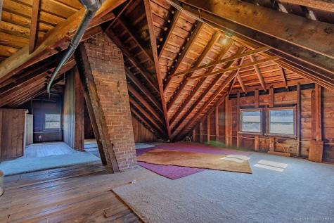 1152 Worthington Ridge Berlin CT 06037