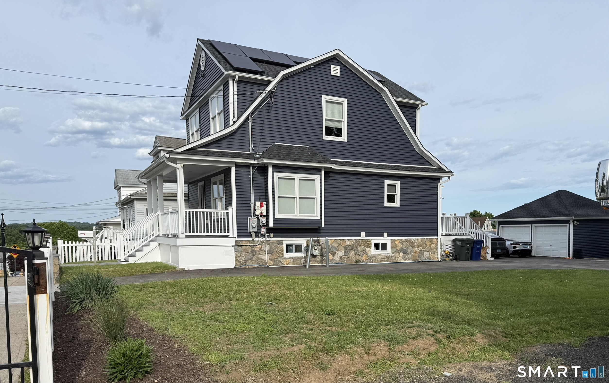 124 Harmony Street Bridgeport CT 06606