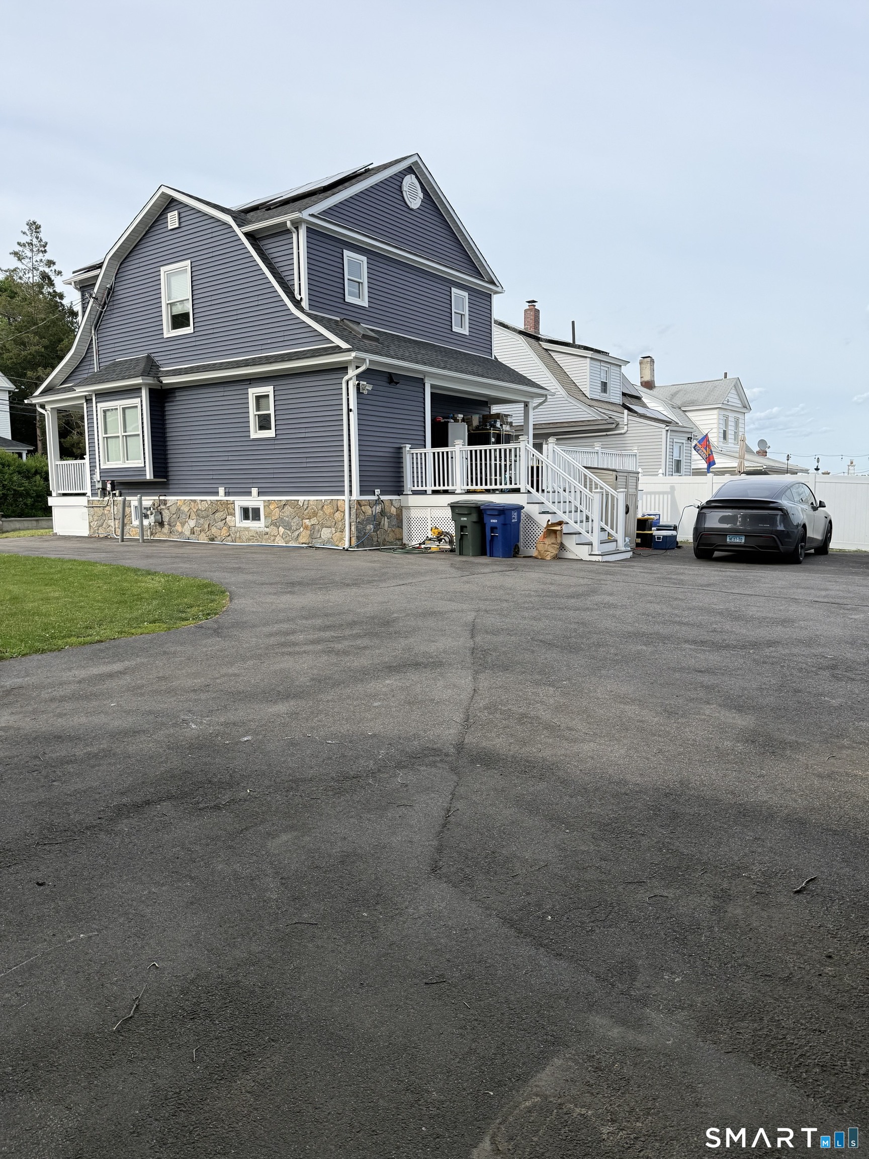 124 Harmony Street Bridgeport CT 06606