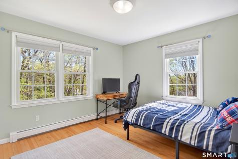 19 Crabapple Lane Newtown CT 06470
