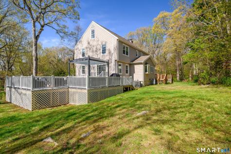 19 Crabapple Lane Newtown CT 06470