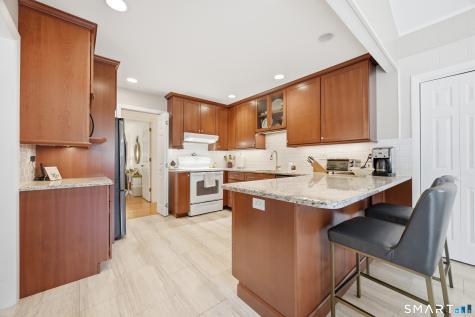 55 Greencliff Drive East Lyme CT 06357