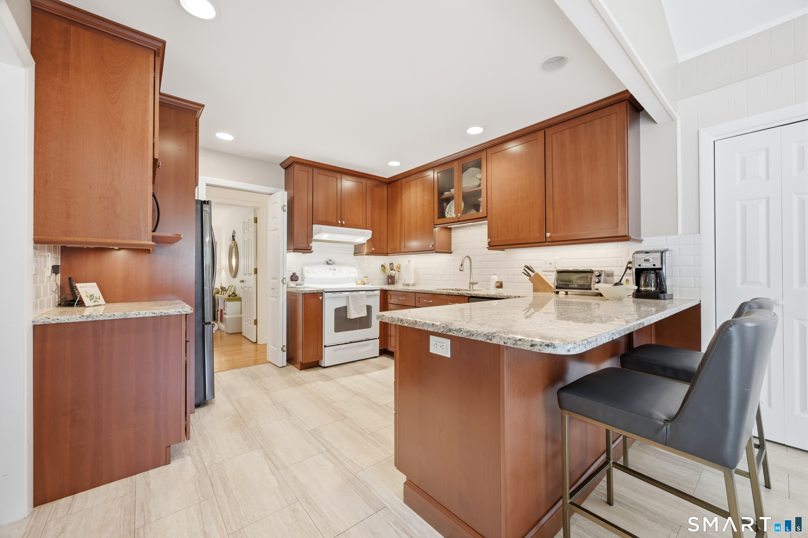 55 Greencliff Drive East Lyme CT 06357