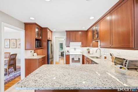 55 Greencliff Drive East Lyme CT 06357