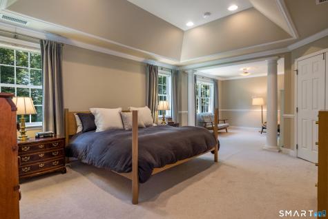 9 Weatherstone Avon CT 06001
