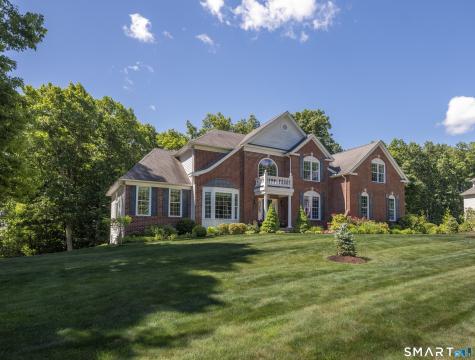 9 Weatherstone Avon CT 06001
